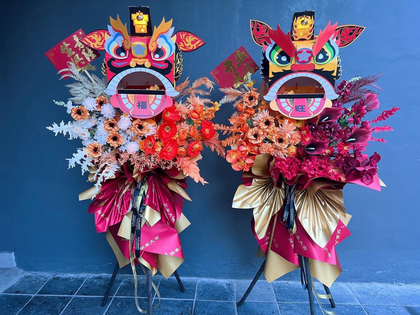 Lion Dance Artificial Flower Stand