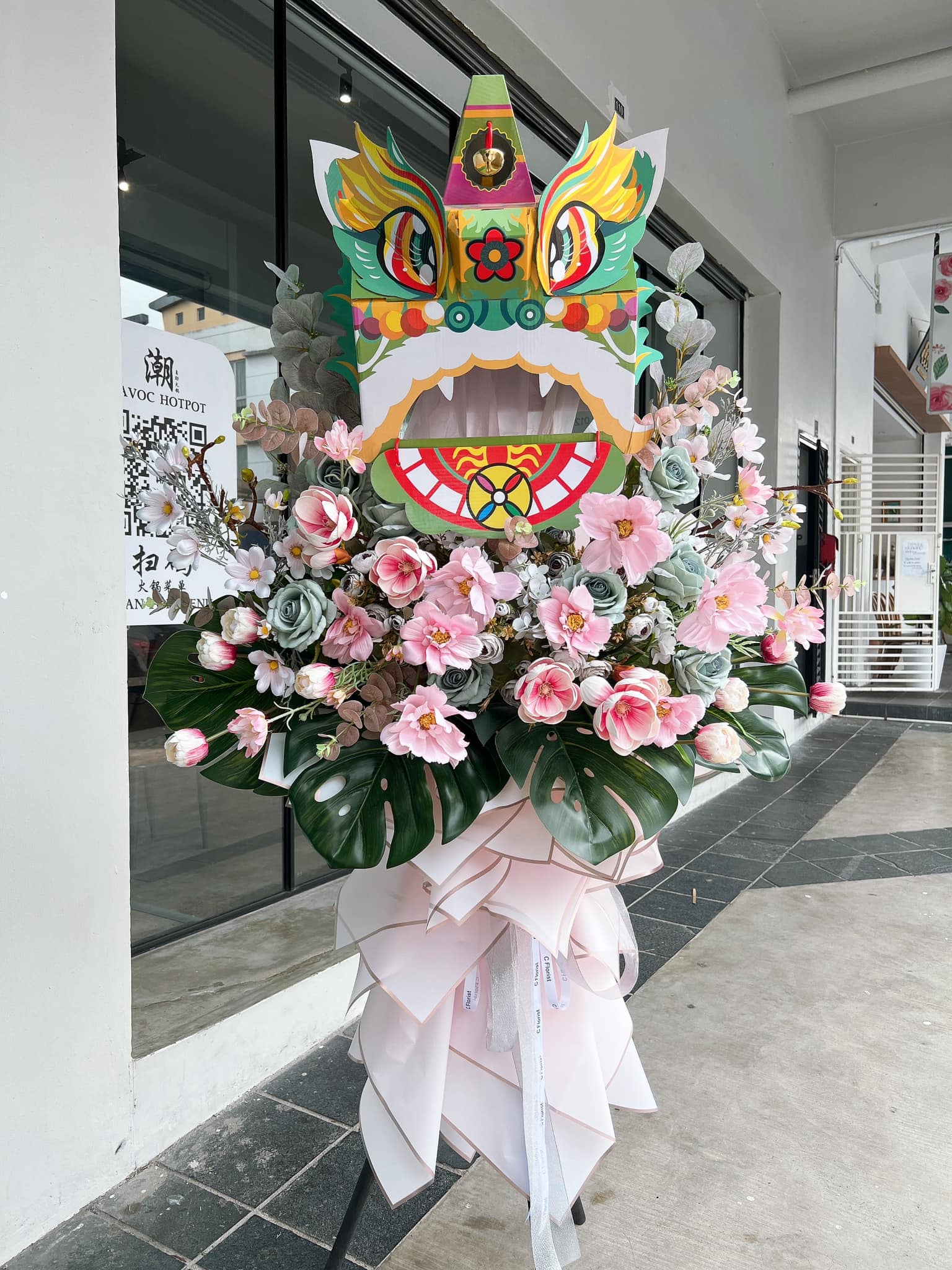 Lion Dance Artificial Flower Tiffany Pink Stand
